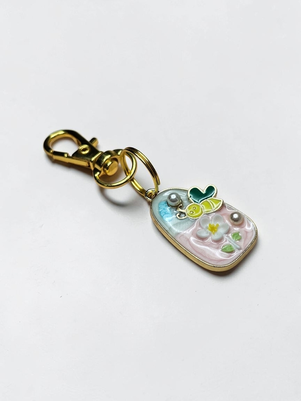 Cute Floral Enamel Keychain Charm - Pastel Pink & Blue - Picture 2 of 5